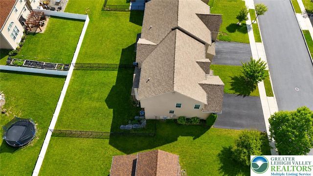 9675 Crescent Lane, Upper Macungie Twp, PA 18031