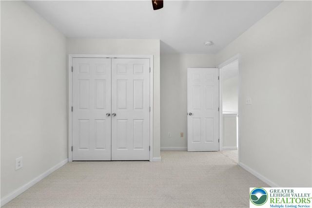 9675 Crescent Lane, Upper Macungie Twp, PA 18031
