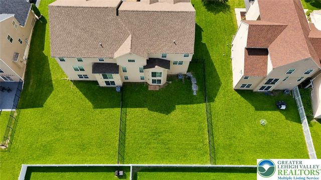 9675 Crescent Lane, Upper Macungie Twp, PA 18031