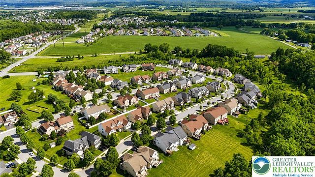 9675 Crescent Lane, Upper Macungie Twp, PA 18031
