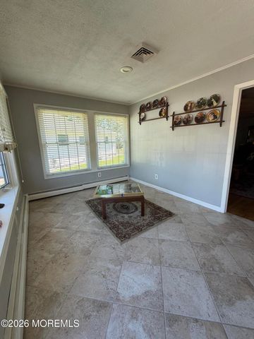 31 Mount Dashan Lane, Toms River, NJ 08753