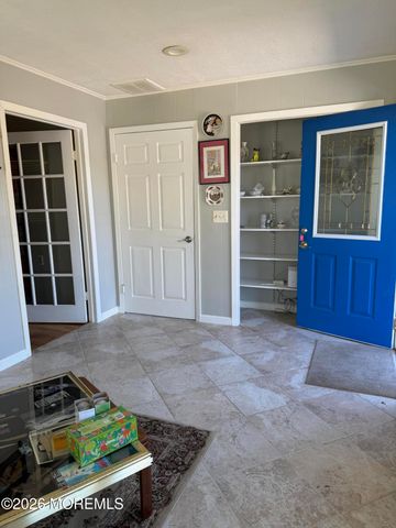 31 Mount Dashan Lane, Toms River, NJ 08753