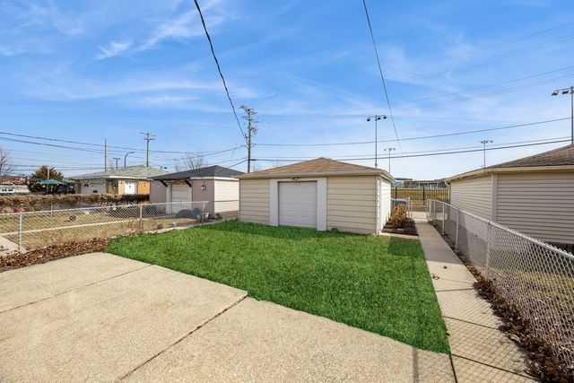 3407 S 53rd Court, Cicero, IL 60804