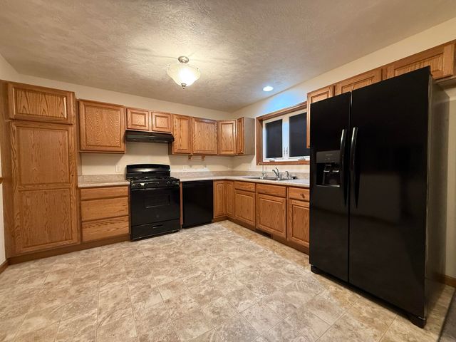 10713 S 34th Street, Pavilion Twp, MI 49097