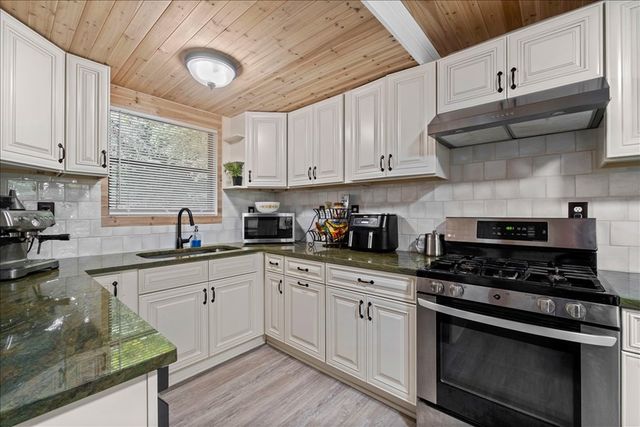 645 Riverside Drive, Ellijay, GA 30540