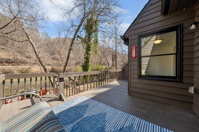 645 Riverside Drive, Ellijay, GA 30540