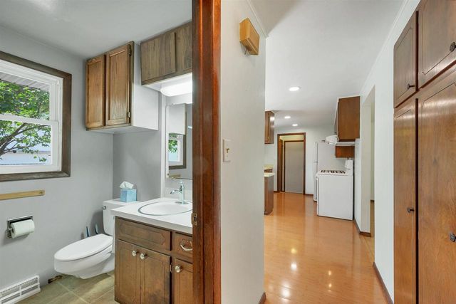 815 ASH STREET, De Pere, WI 54115