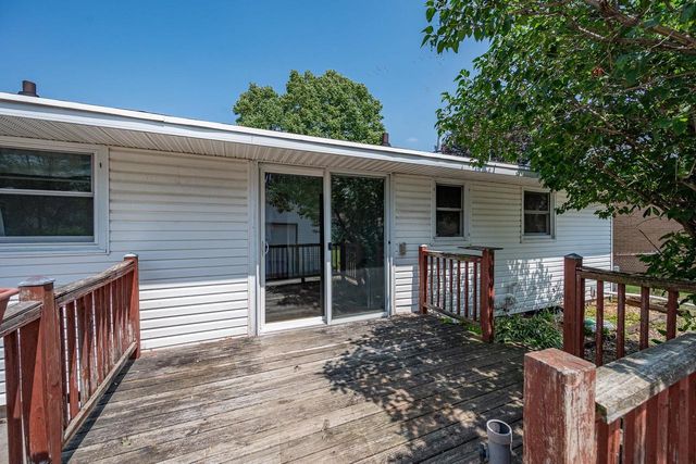 815 ASH STREET, De Pere, WI 54115
