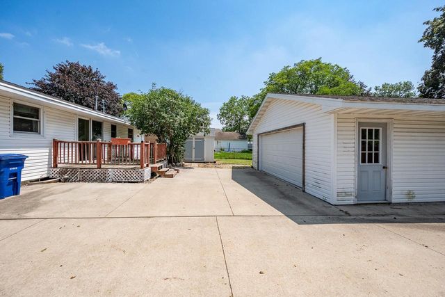815 ASH STREET, De Pere, WI 54115