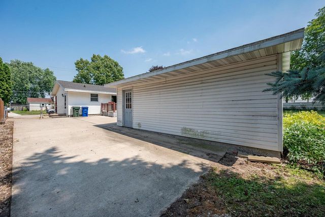815 ASH STREET, De Pere, WI 54115
