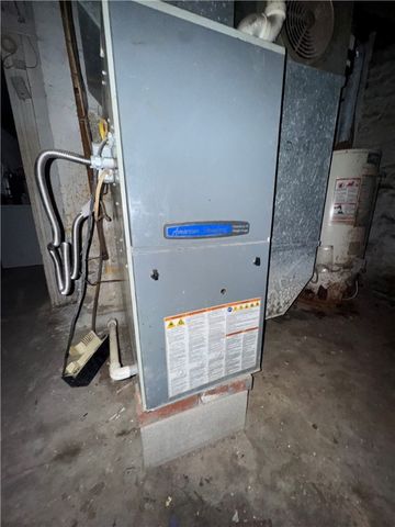 114 Thompson Ave, Donora, PA 15033