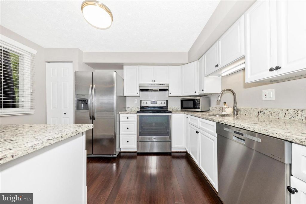 Image 13 of property listing at 18048 WAGONWHEEL CT, Olney, MD 20832