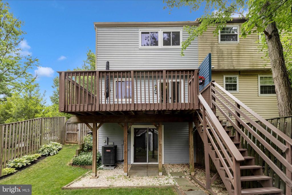 Image 43 of property listing at 18048 WAGONWHEEL CT, Olney, MD 20832