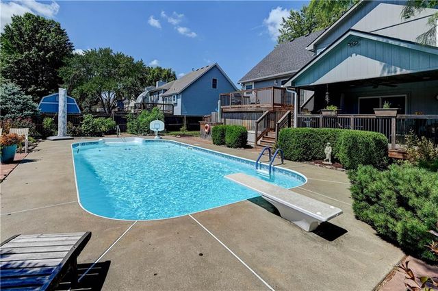 19307 E 34th Street, Independence, MO 64057