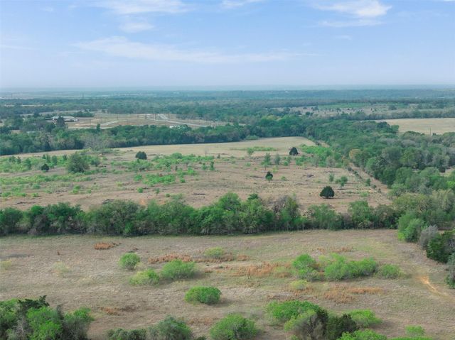 579 Lower Elgin RD, Elgin, TX 78621