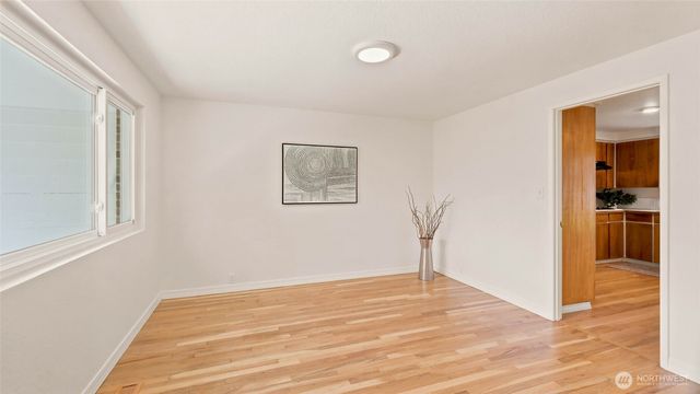 1003 144th Place SE, Bellevue, WA 98007