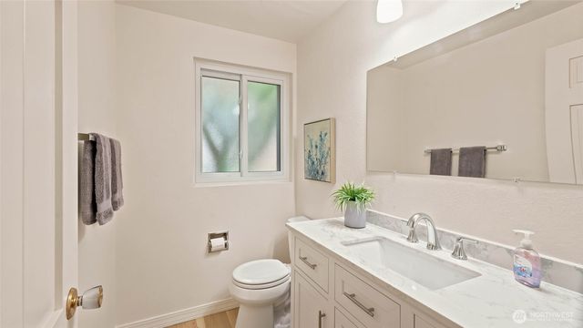 1003 144th Place SE, Bellevue, WA 98007
