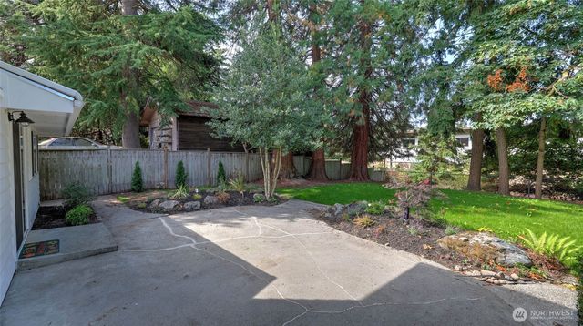 1003 144th Place SE, Bellevue, WA 98007