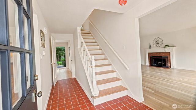 1003 144th Place SE, Bellevue, WA 98007
