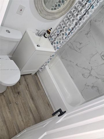 1273 NW 24th Street 4, Miami, FL 33142