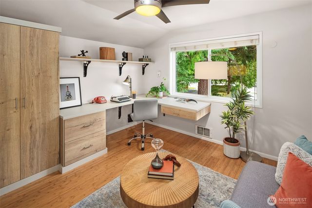 6939 Fauntleroy Way SW, Seattle, WA 98136