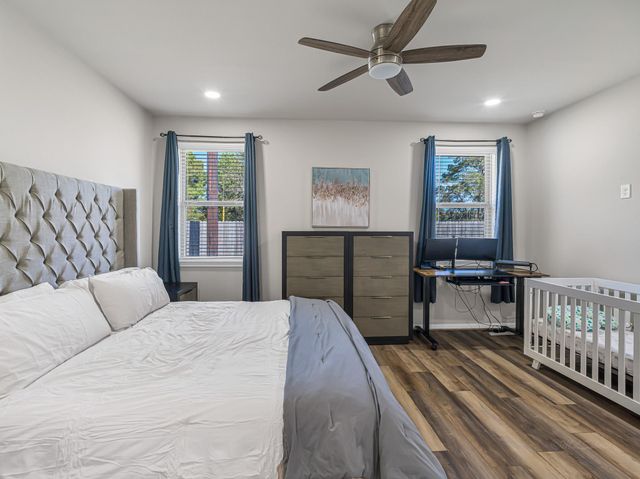 14106 Pinebrook Thistle Court, Cypress, TX 77429