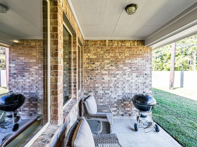 14106 Pinebrook Thistle Court, Cypress, TX 77429