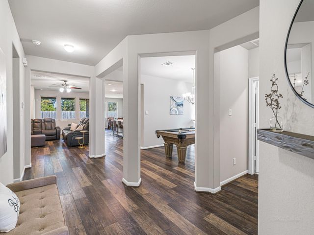 14106 Pinebrook Thistle Court, Cypress, TX 77429