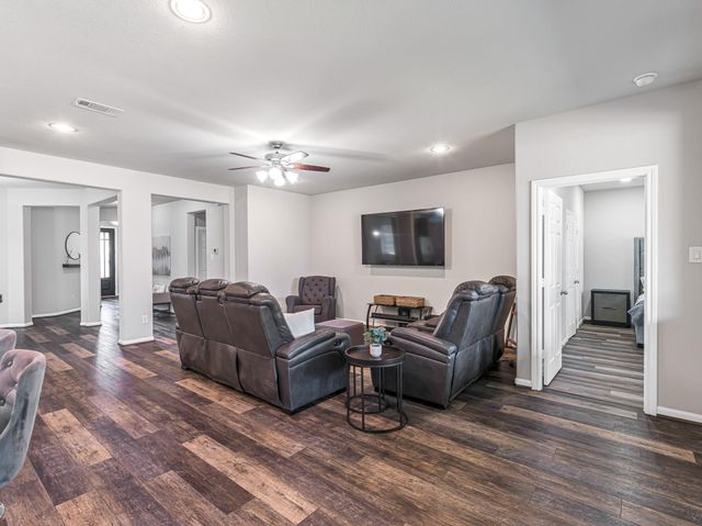 14106 Pinebrook Thistle Court, Cypress, TX 77429