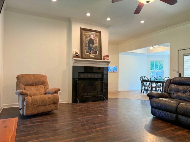 70 Walthall Road, Russellville, AR 72802