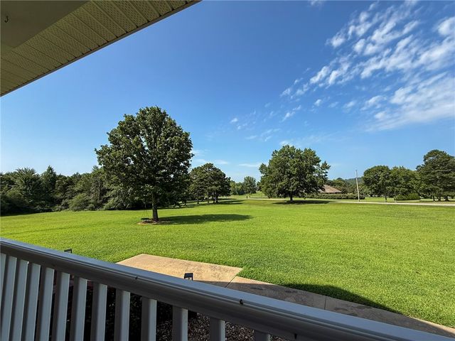 70 Walthall Road, Russellville, AR 72802