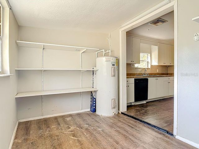 106 E ROSEHILL AVENUE, Deland, FL 32724