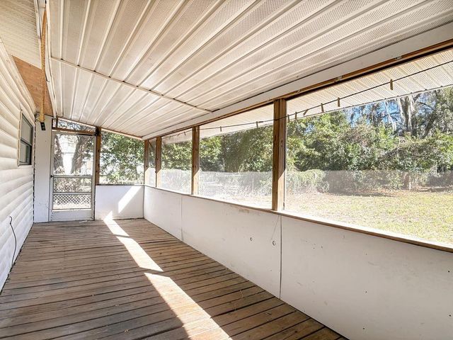 106 E ROSEHILL AVENUE, Deland, FL 32724