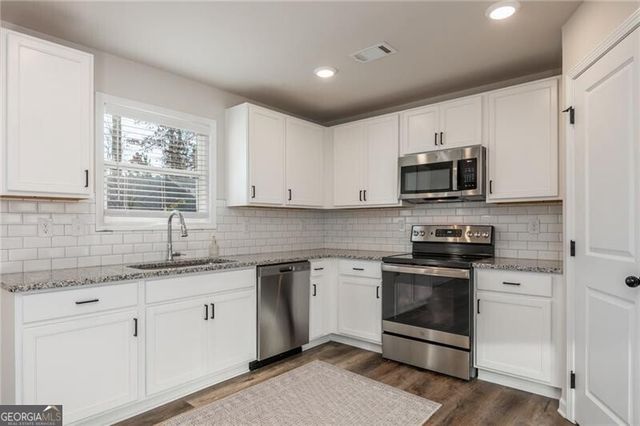 298 Fox Creek Drive, Braselton, GA 30517