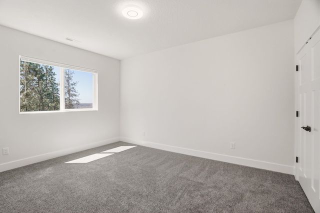 4217 W Tolliver Ct, Spokane, WA 99208