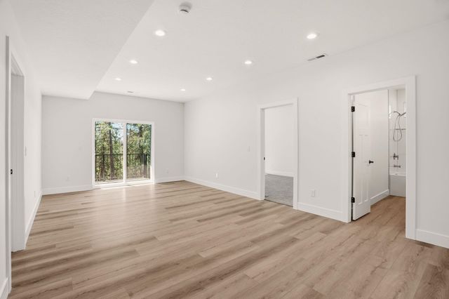 4217 W Tolliver Ct, Spokane, WA 99208