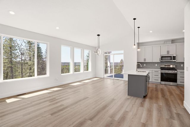 4217 W Tolliver Ct, Spokane, WA 99208