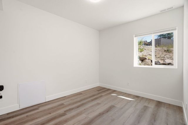 4217 W Tolliver Ct, Spokane, WA 99208
