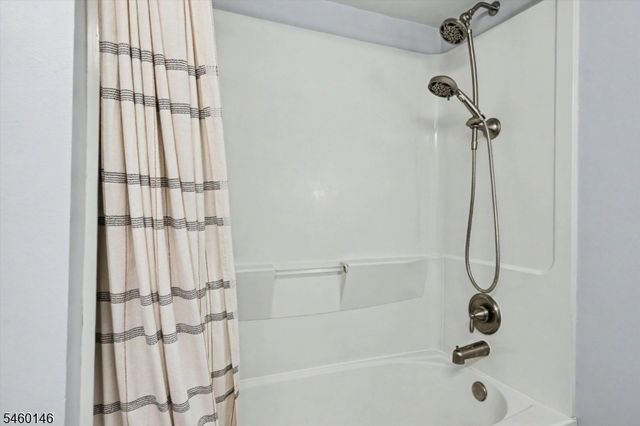 807 Brooklyn Ave, Raritan Boro, NJ 08869