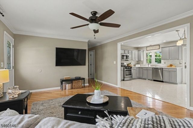 807 Brooklyn Ave, Raritan Boro, NJ 08869