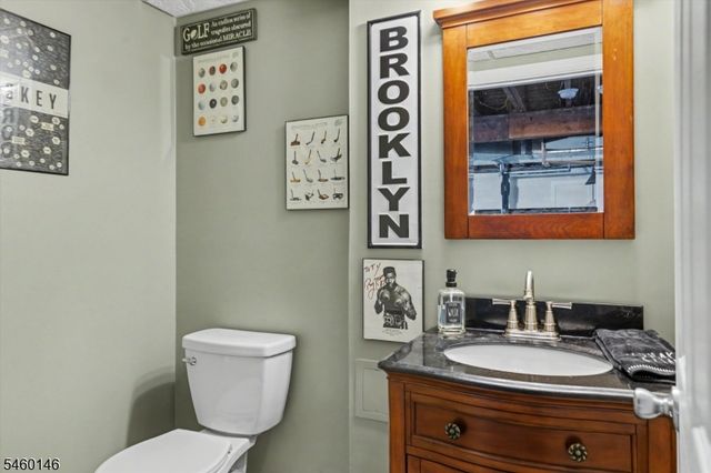 807 Brooklyn Ave, Raritan Boro, NJ 08869