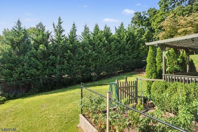 807 Brooklyn Ave, Raritan Boro, NJ 08869