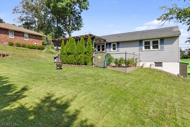 807 Brooklyn Ave, Raritan Boro, NJ 08869