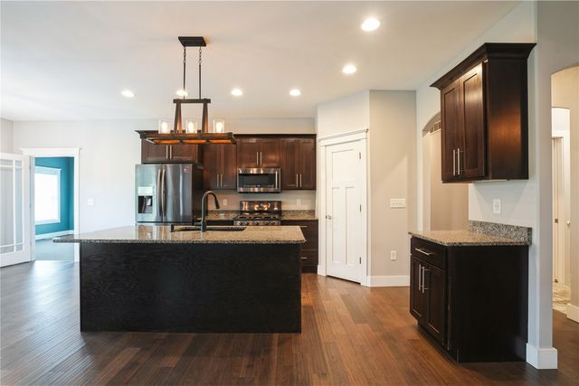 3170 Stanley Cup Drive, Marion, IA 52302