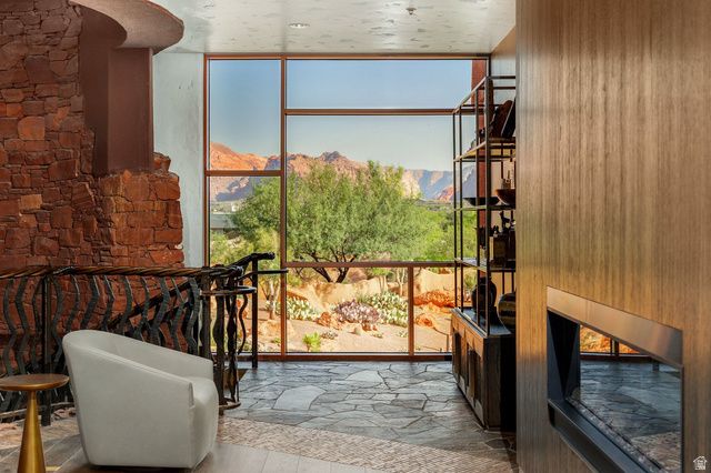 30 W BEDROCK CIR, Santa Clara, UT 84765