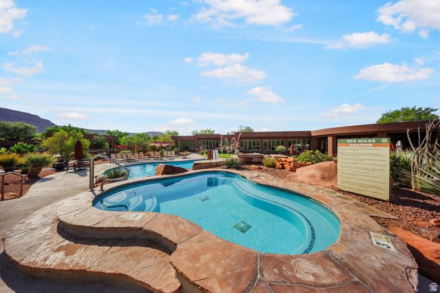 30 W BEDROCK CIR, Santa Clara, UT 84765