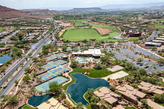 30 W BEDROCK CIR, Santa Clara, UT 84765