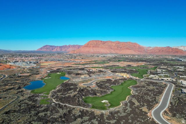 30 W BEDROCK CIR, Santa Clara, UT 84765