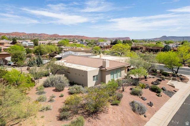 30 W BEDROCK CIR, Santa Clara, UT 84765