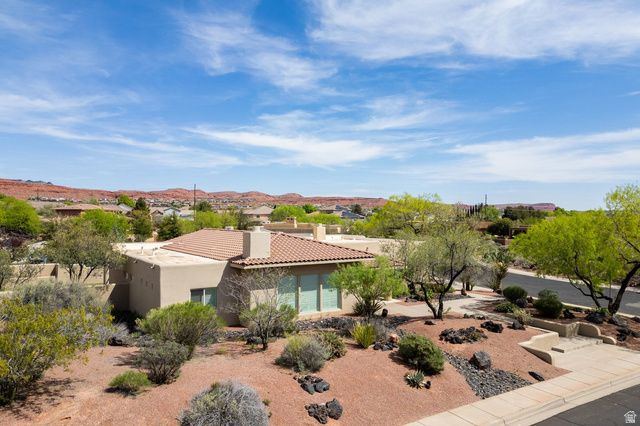 30 W BEDROCK CIR, Santa Clara, UT 84765